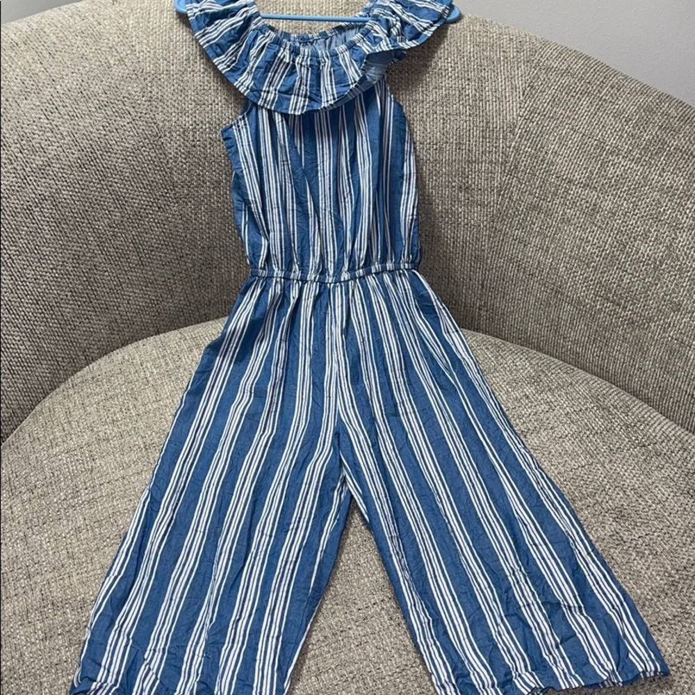 Girl’s romper